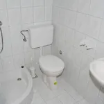 2746b Lägenhet Duće